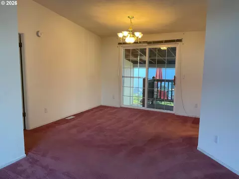Living - 1949 SE Palmquist Rd #41, Gresham, OR 97080 photo 7 of 8