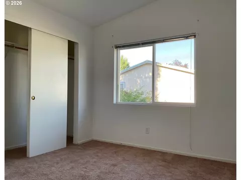 Bedroom - 1949 SE Palmquist Rd #41, Gresham, OR 97080 photo 6 of 8
