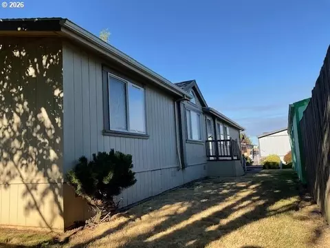 Other - 1949 SE Palmquist Rd #41, Gresham, OR 97080 photo 5 of 12