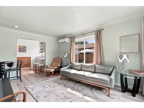 Living - 1572 W Broadway, Eugene, OR 97402 photo 2 of 2