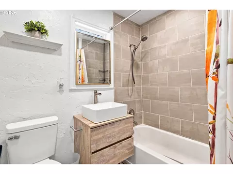 Bath - 1572 W Broadway, Eugene, OR 97402 photo 1 of 1