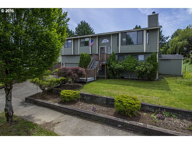 3818 SW 19th St, Gresham, OR 97080 photo 1