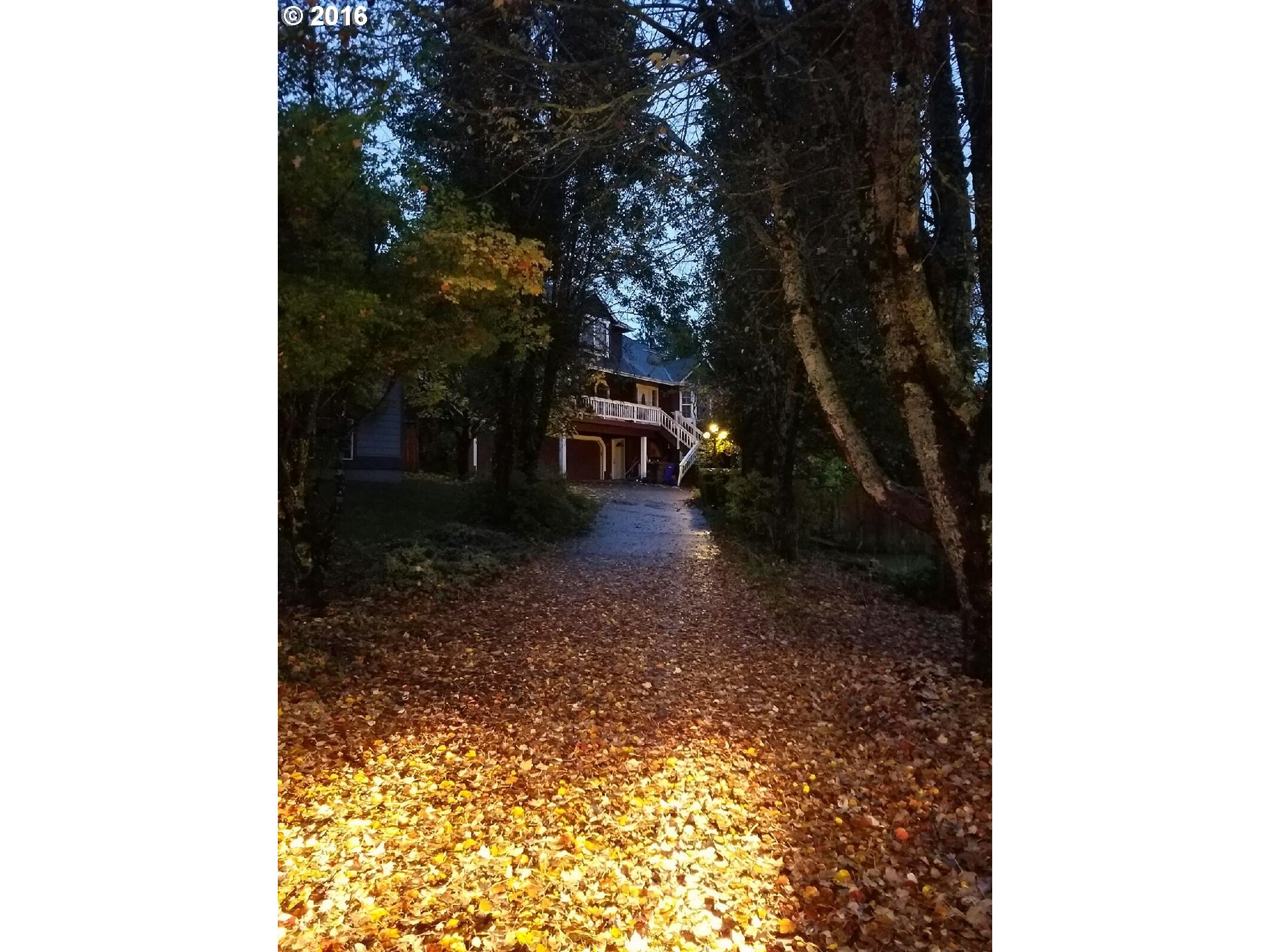 630 SE Lovrien Pl, Gresham, OR 97080 photo 1