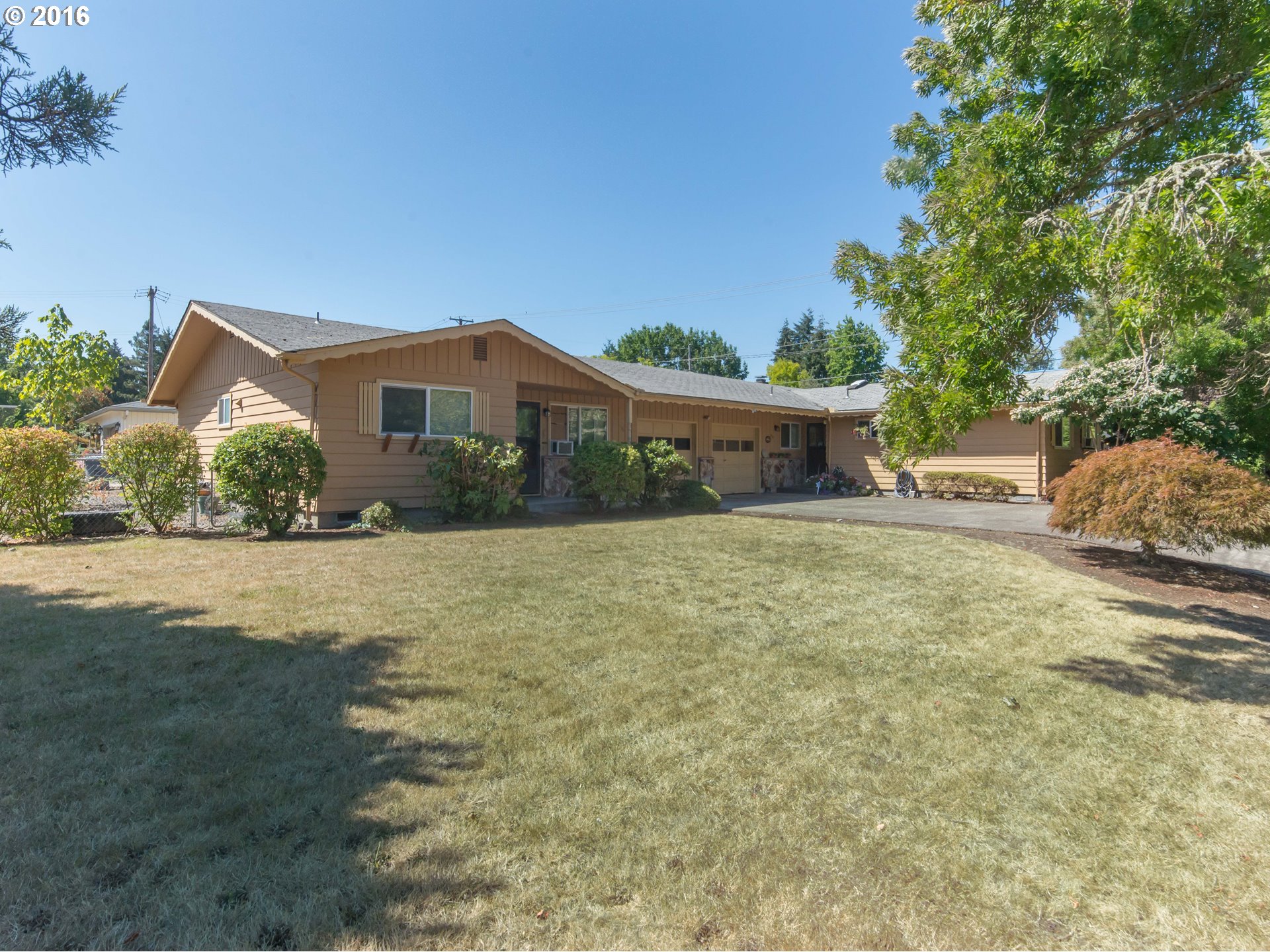 1780 Monterey Ln, Eugene, OR 97401 photo 1