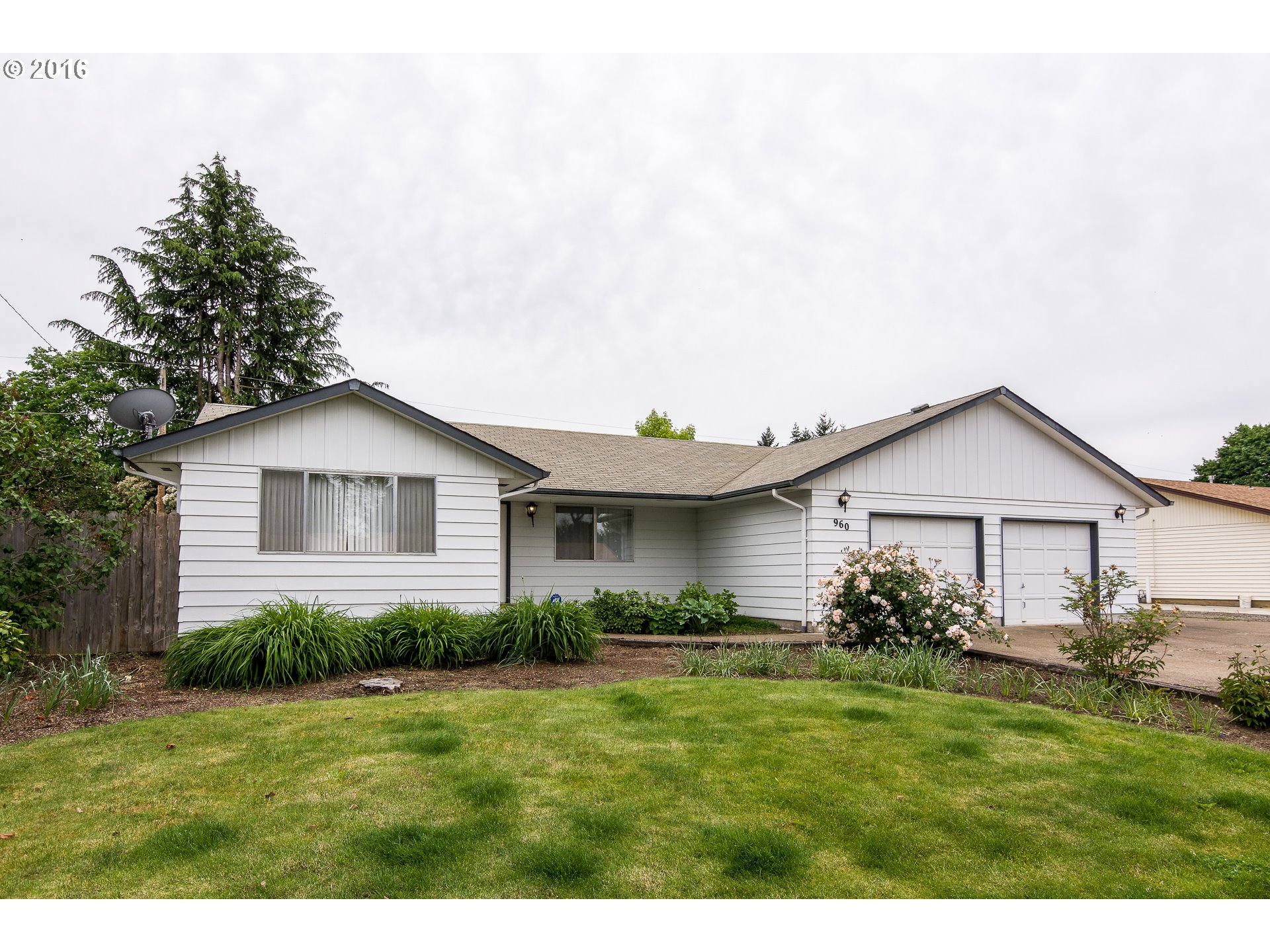 960 Tivoli Ave, Eugene, OR 97404 photo 1