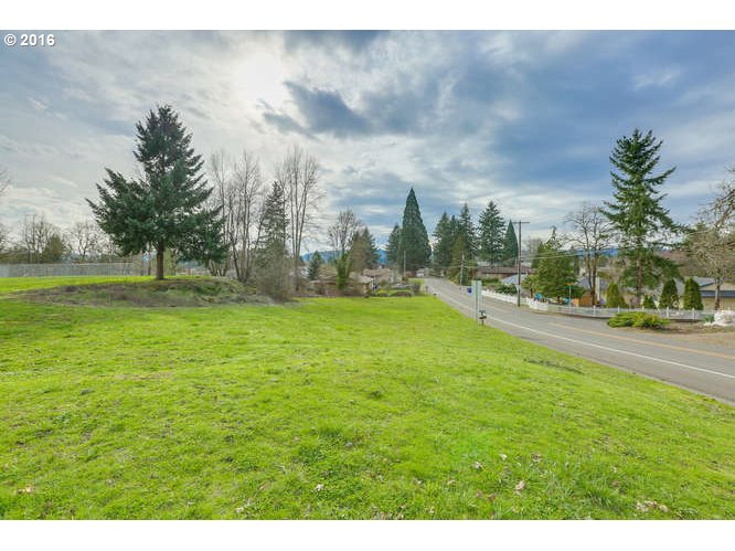 6460 Glen Echo Ave, Gladstone, OR 97027 photo 1