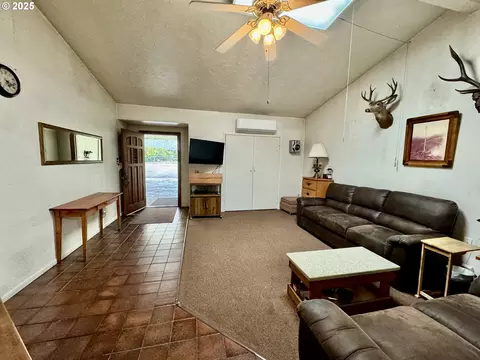 Living - 4990 Mitchell Loop Rd, Florence, OR 97439 photo 3 of 8