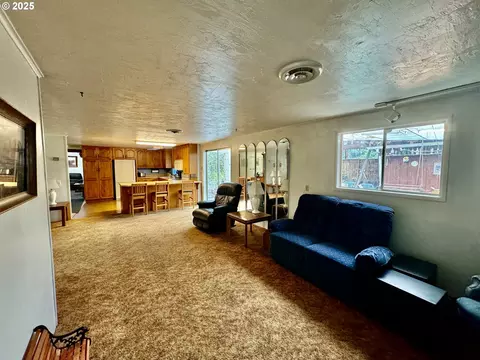 Living - 4990 Mitchell Loop Rd, Florence, OR 97439 photo 7 of 8