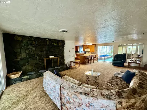 Living - 4990 Mitchell Loop Rd, Florence, OR 97439 photo 4 of 8
