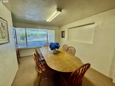 Dining - 4990 Mitchell Loop Rd, Florence, OR 97439 photo 2 of 3