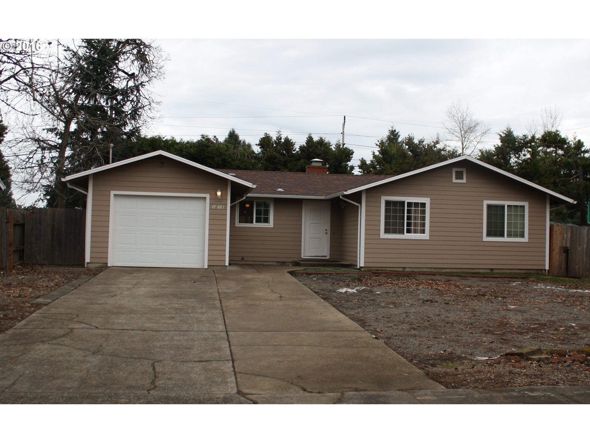 1211 Skipper Ave, Eugene, OR 97404 photo 1