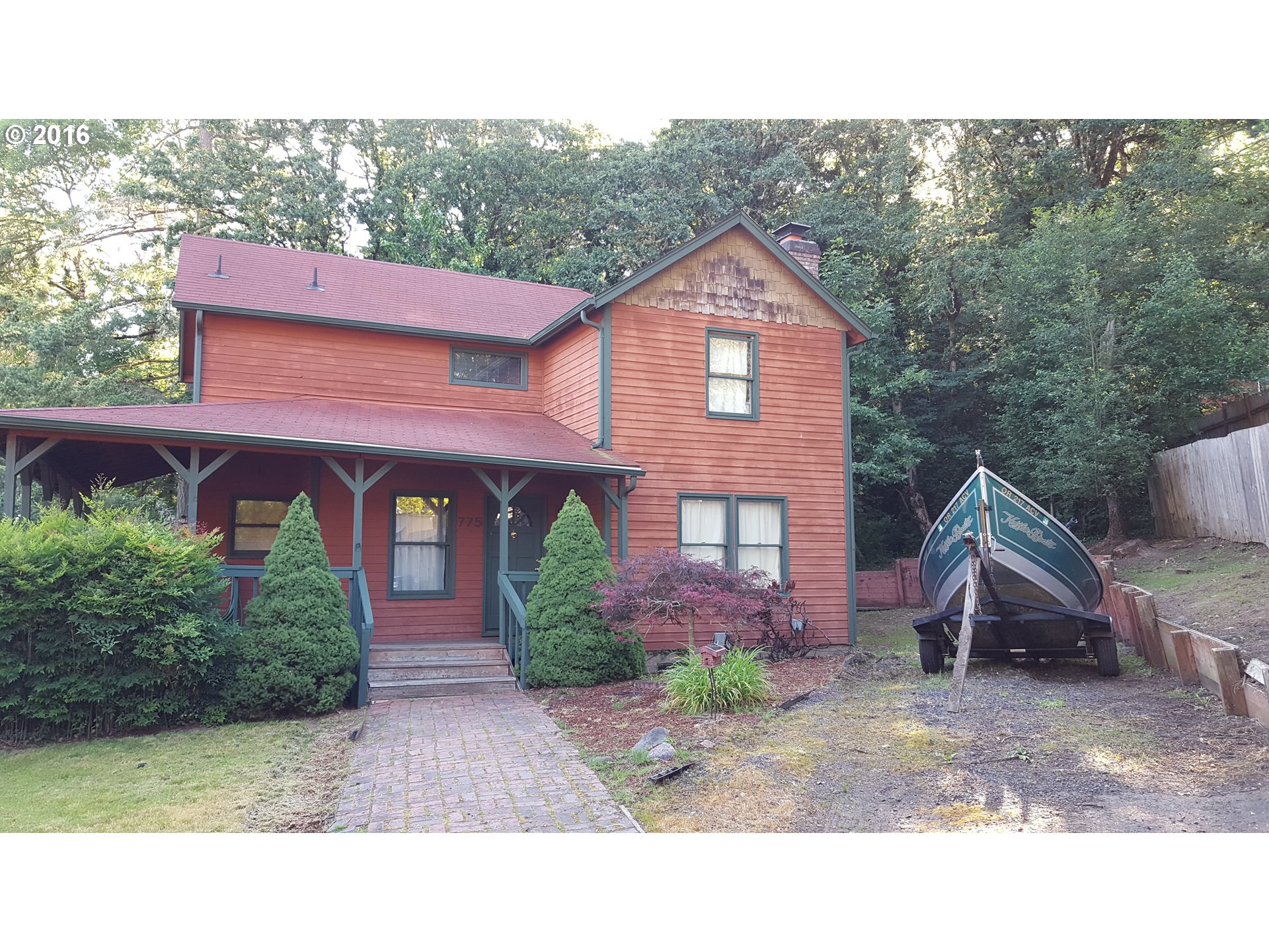 775 S 70th St, Springfield, OR 97478 photo 1
