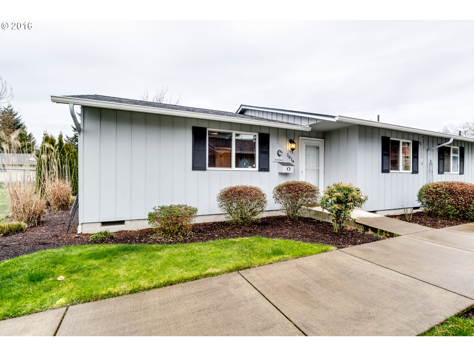 1014 W L St, Springfield, OR 97477 photo 1