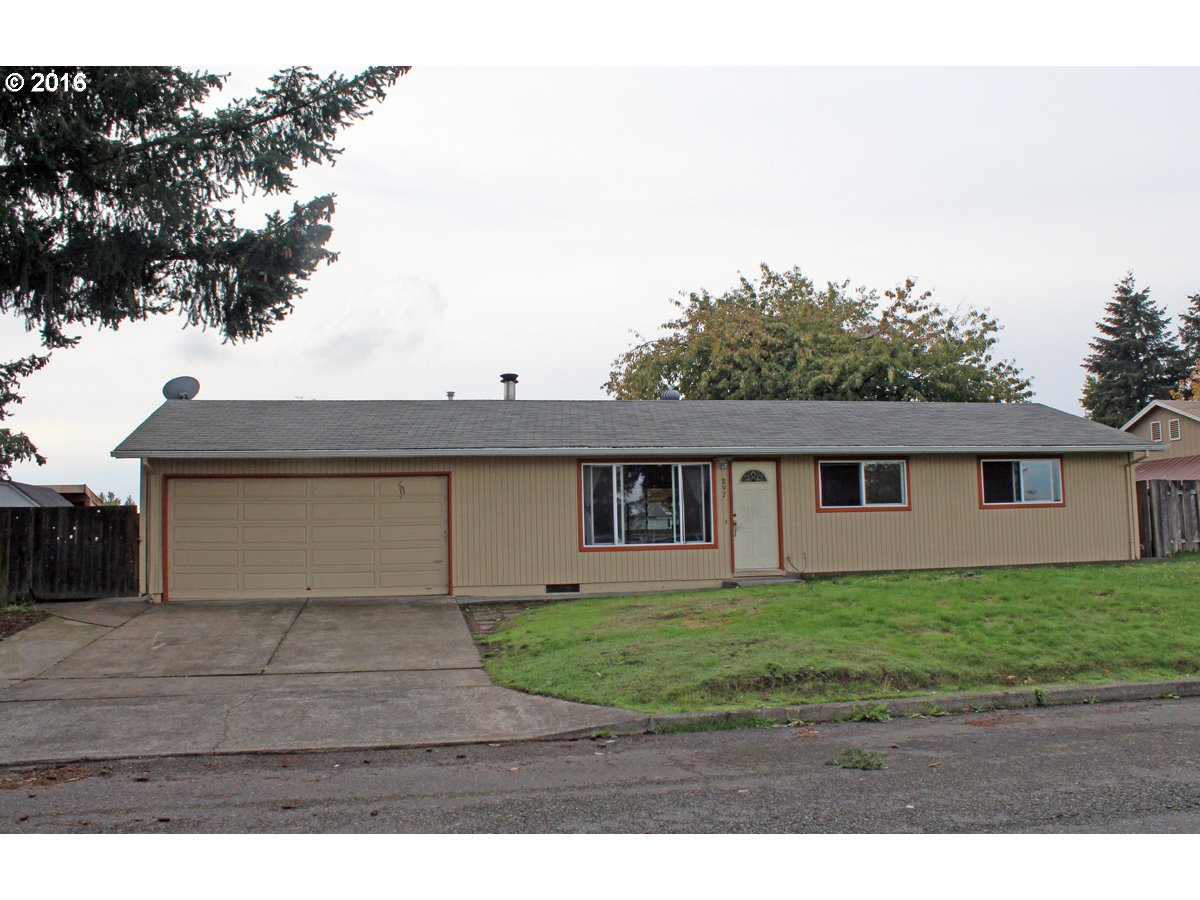 897 S Linden St, Cornelius, OR 97113 photo 1