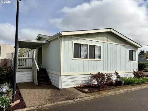 5335 Main St #1, Springfield, OR 97478