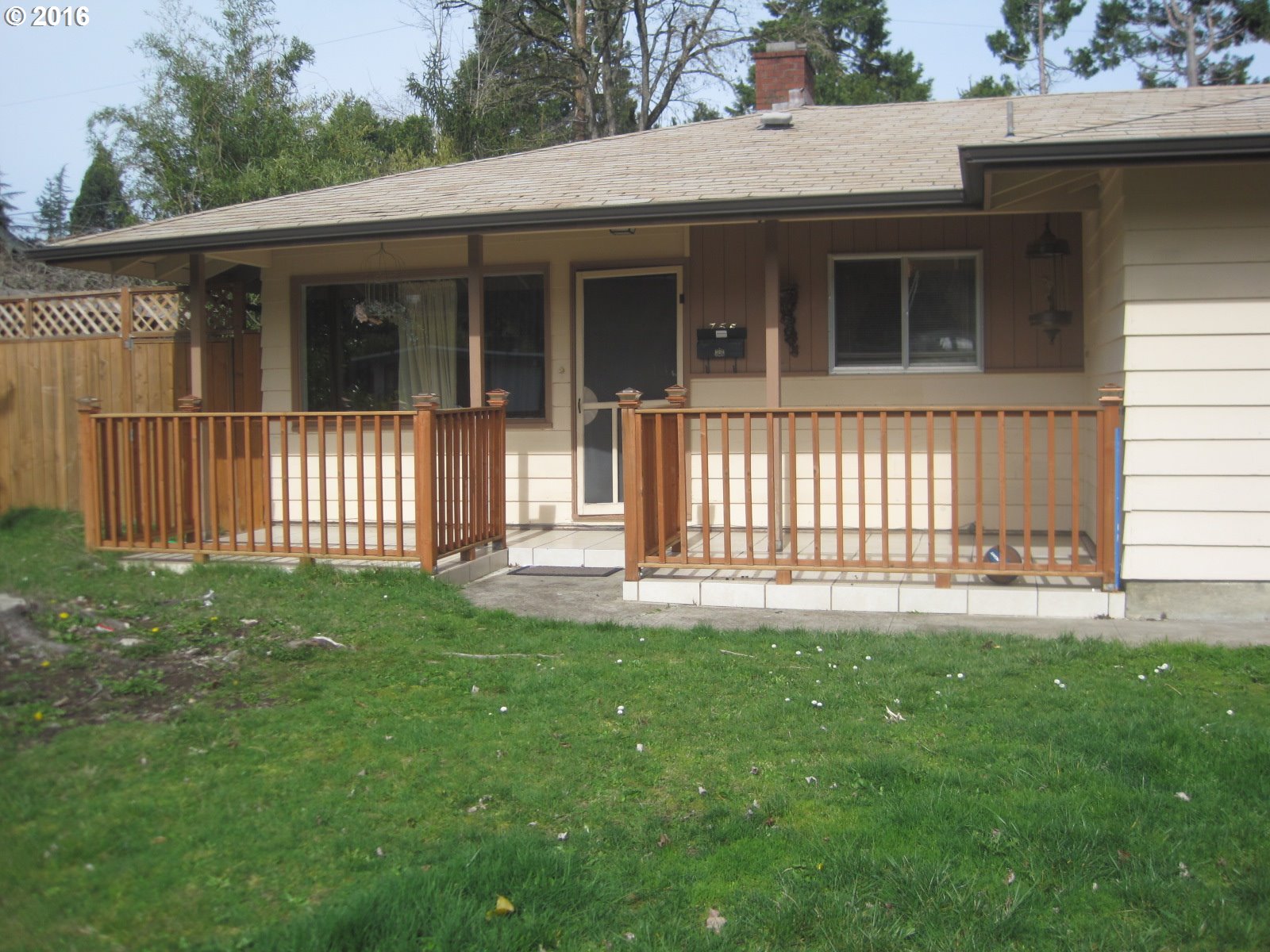755 E 36th Pl, Eugene, OR 97405 photo 1