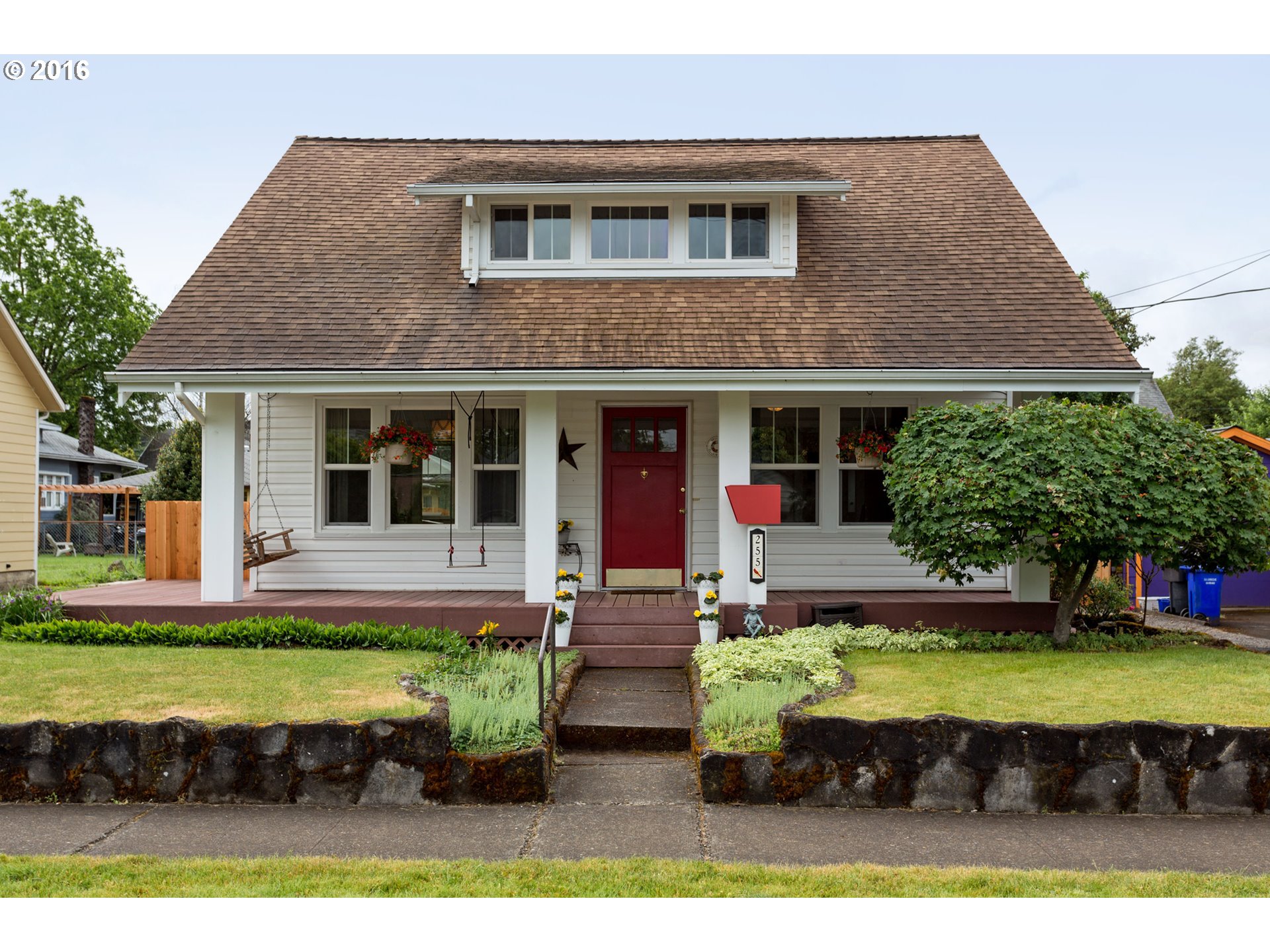 255 E Dartmouth St, Gladstone, OR 97027 photo 1