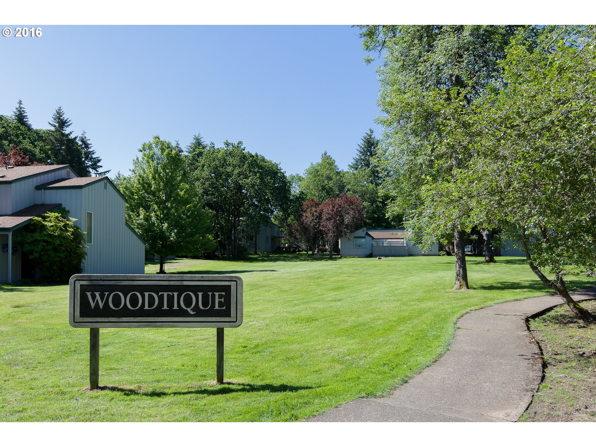2145 Hawkins Ln, Eugene, OR 97405 photo 1