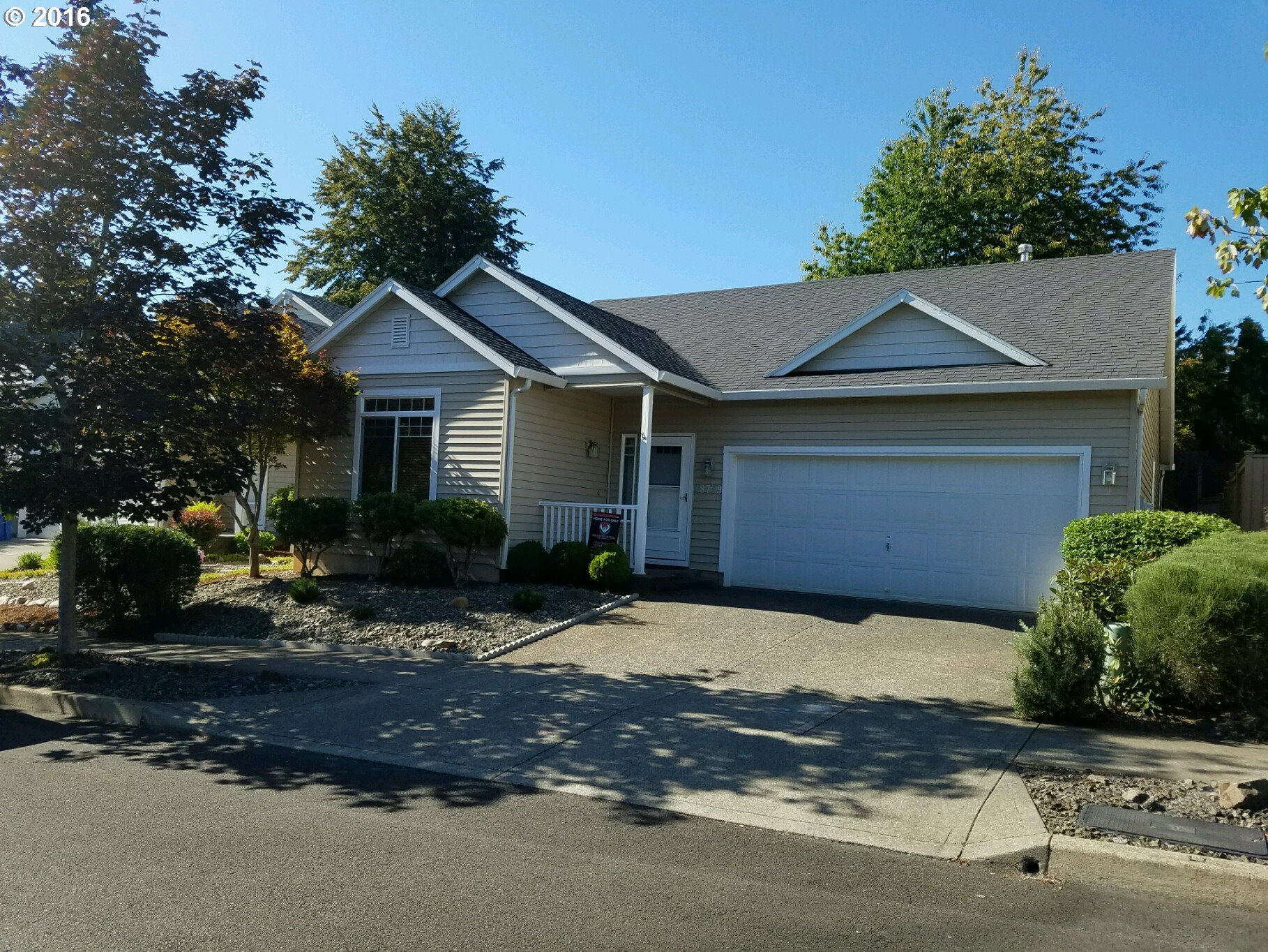 38779 Sawyer St, Sandy, OR 97055 photo 1