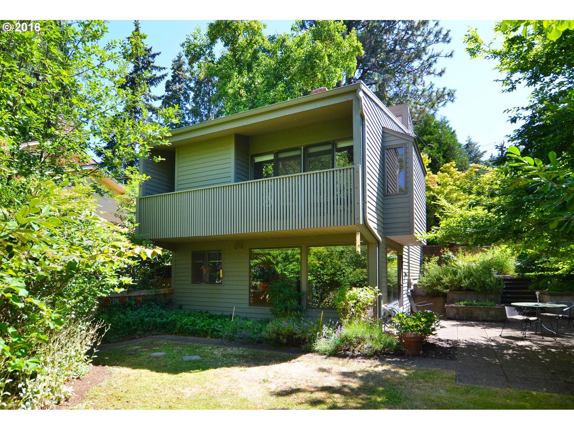 2265 Washington St, Eugene, OR 97405 photo 1