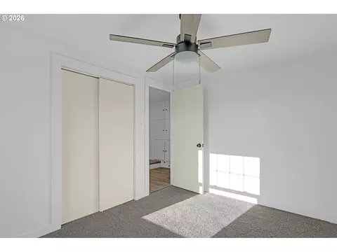 2010 E 1st Ave, Albany, OR 97321 photo 21