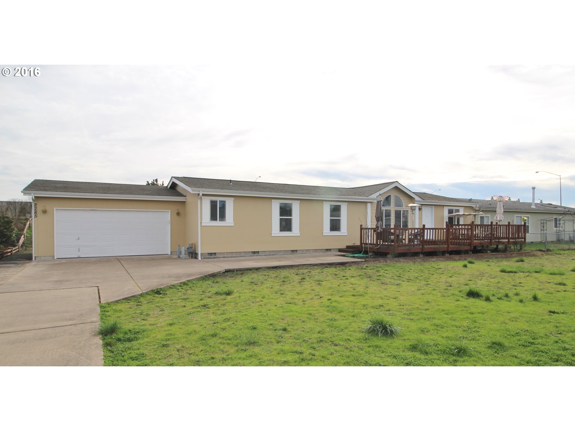2285 Maia Loop, Springfield, OR 97477 photo 1