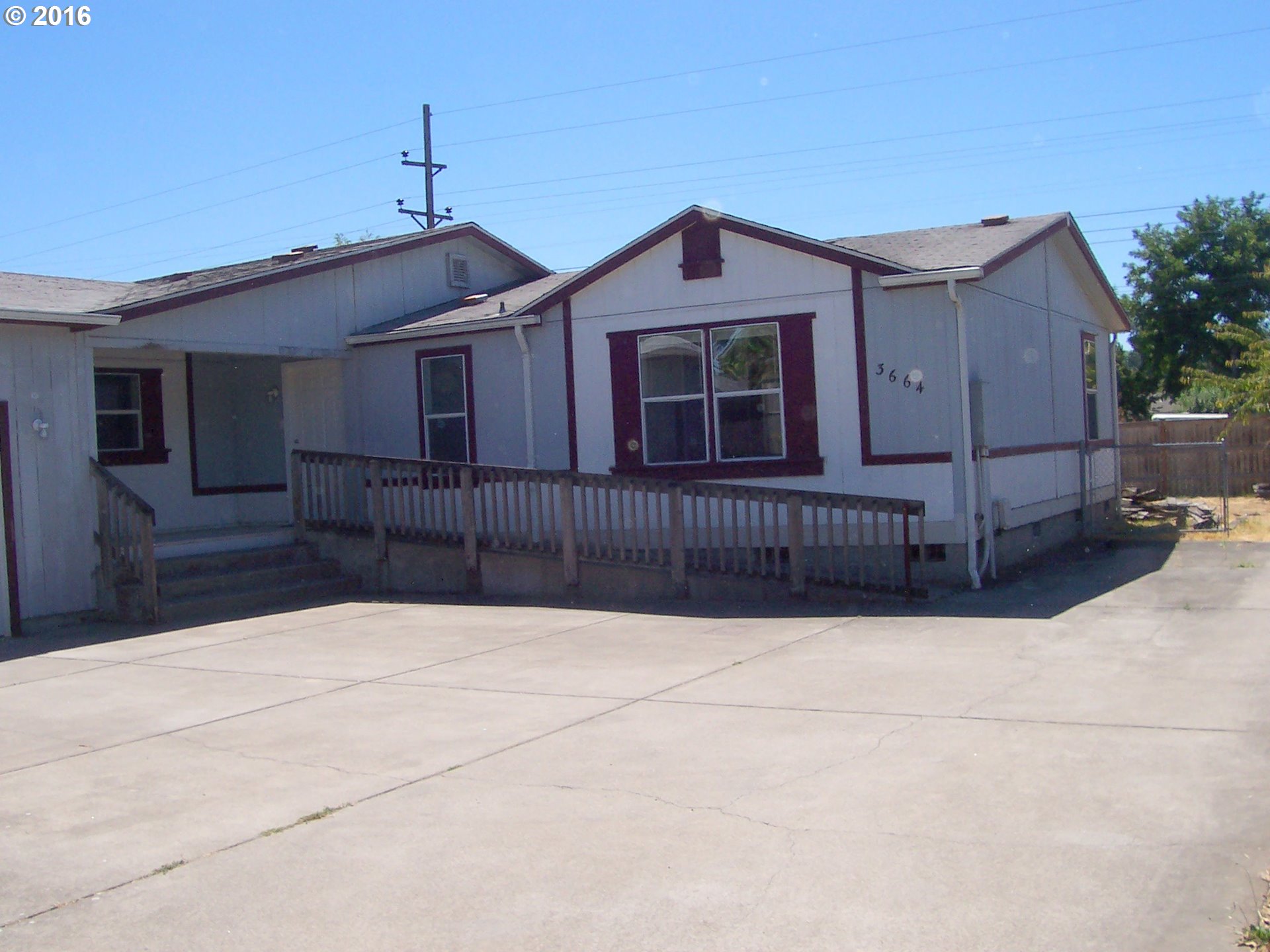 3664 Marshall Ave, Eugene, OR 97402 photo 1