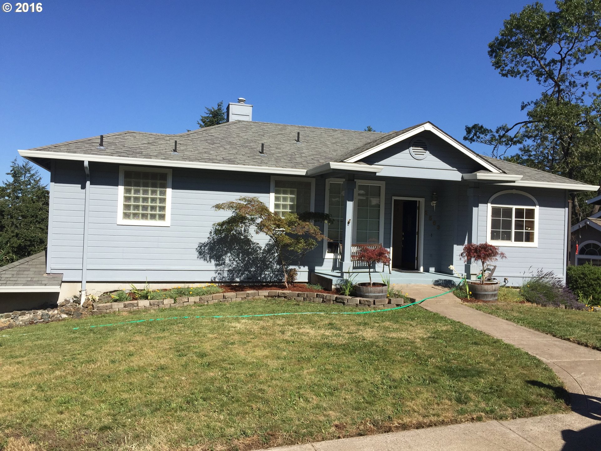 2563 Garfield St, Eugene, OR 97405 photo 1