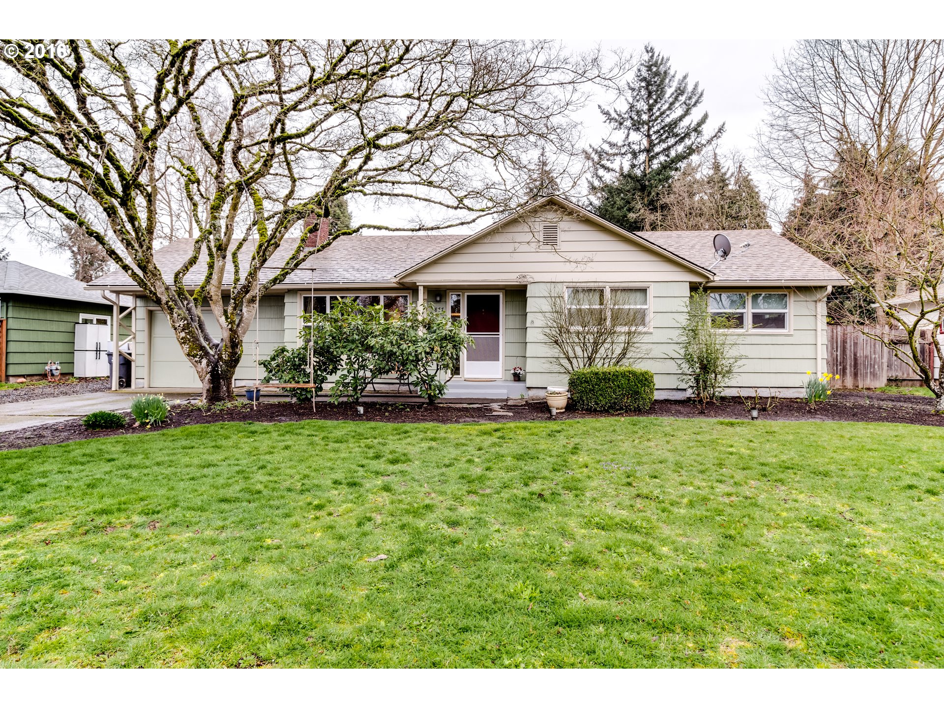 877 Archie St, Eugene, OR 97402 photo 1