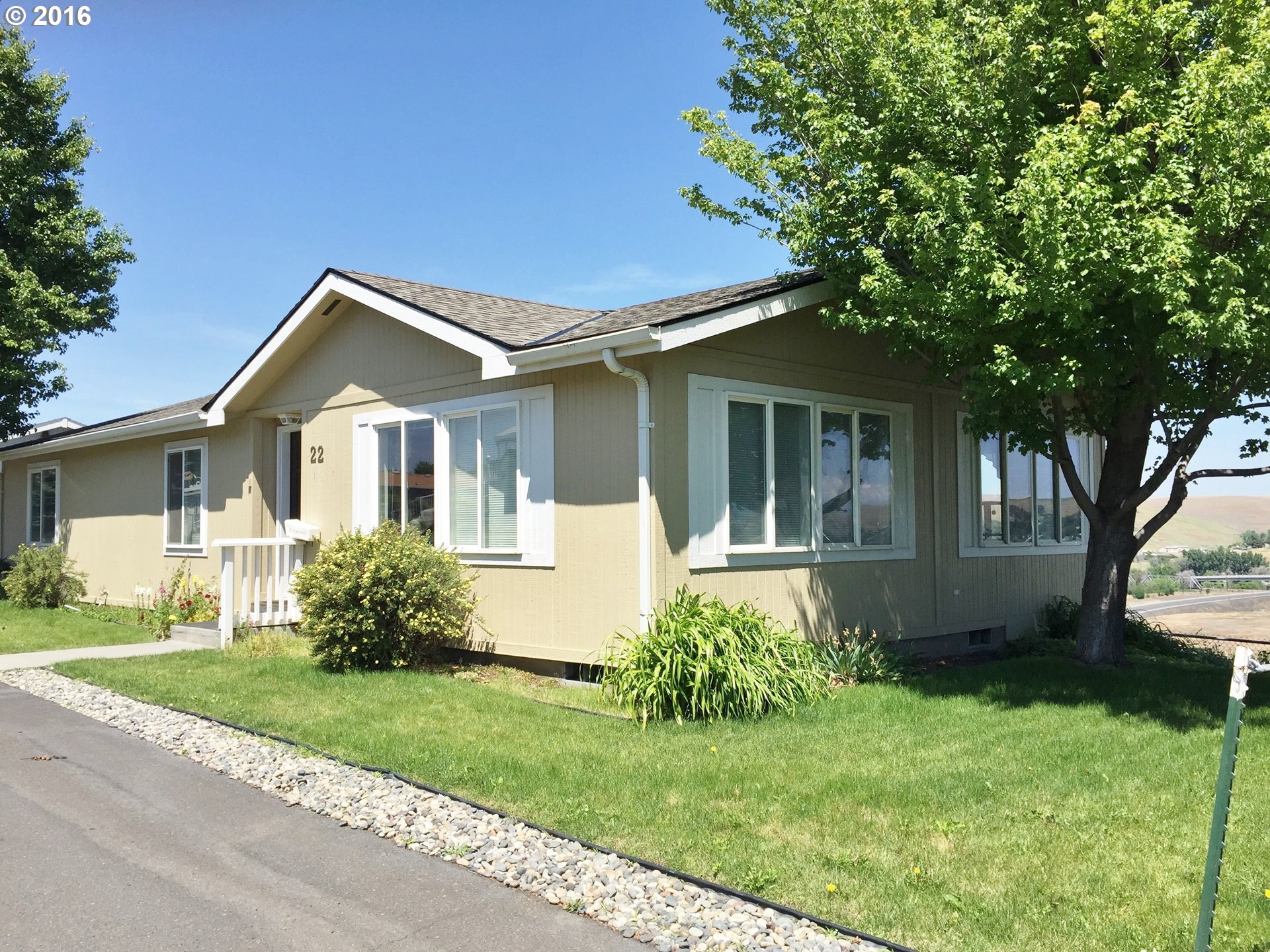 2600 SW Goodwin Ave, Pendleton, OR 97801 photo 1