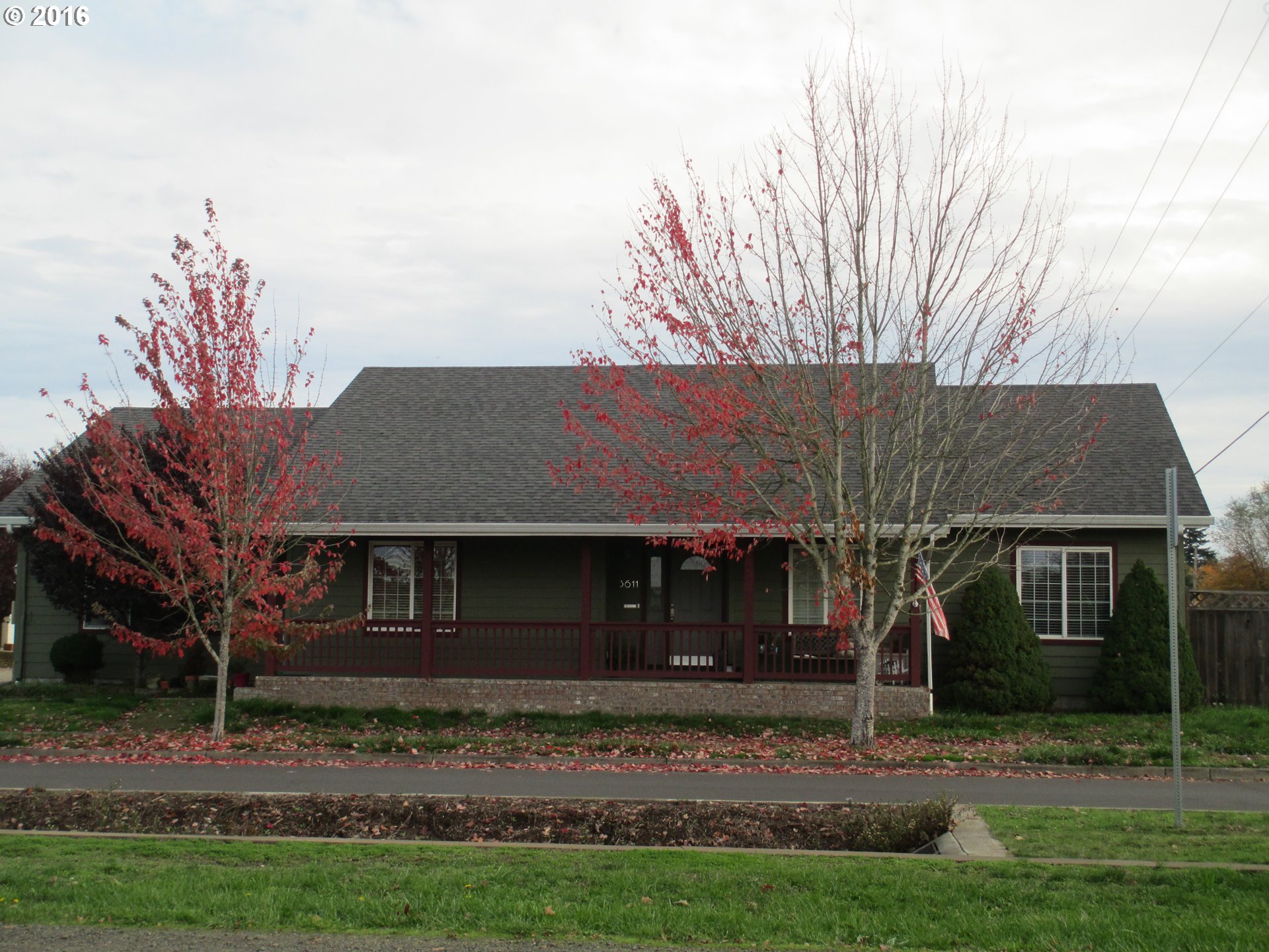 3611 Willowbrook St, Eugene, OR 97404 photo 1