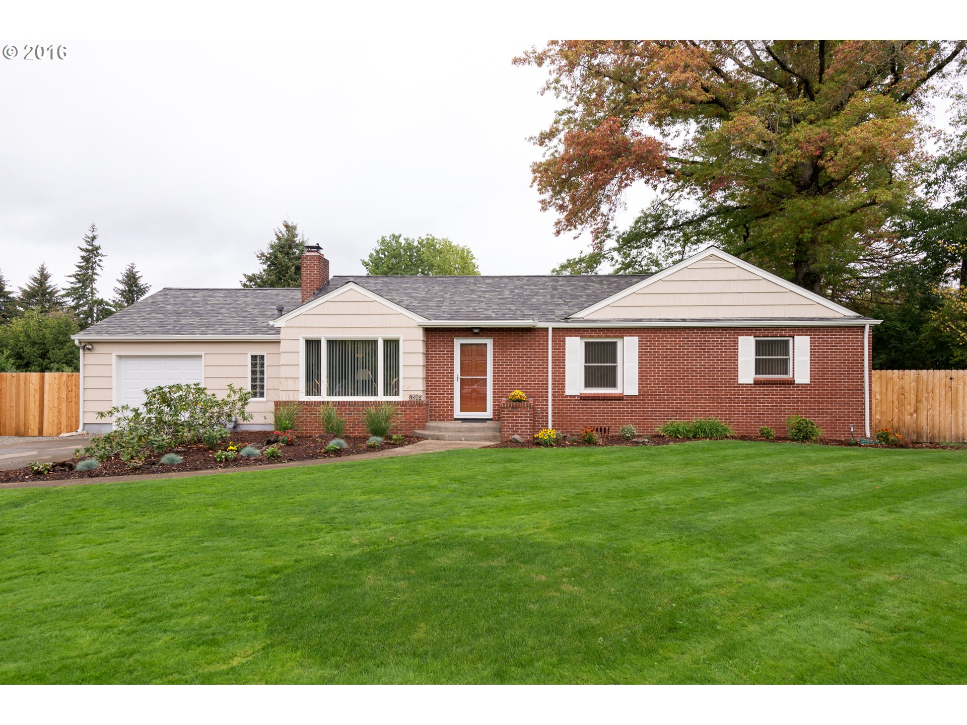 1585 Maclay Dr, Eugene, OR 97404 photo 1