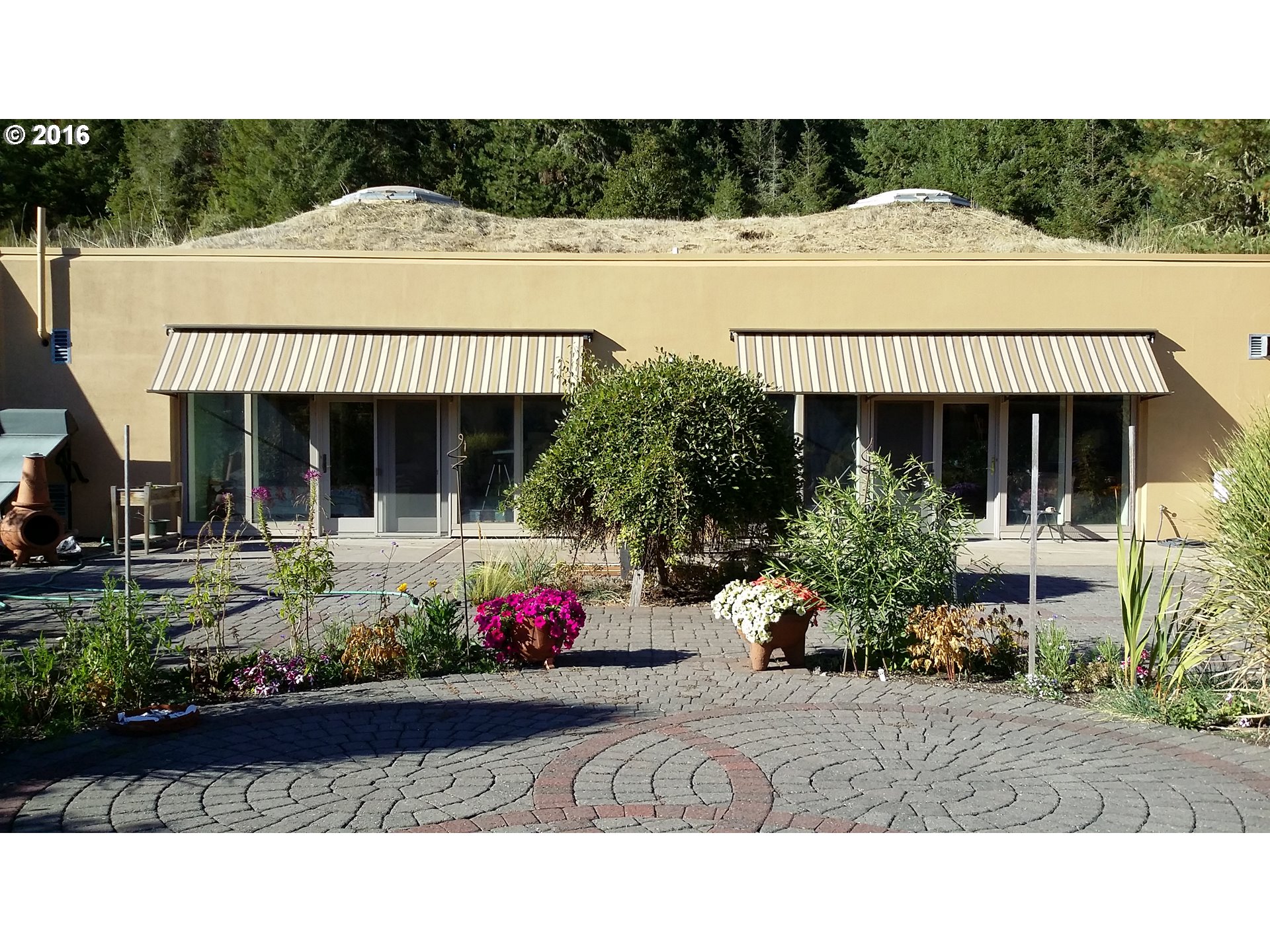 28877 Fox Hollow Rd, Eugene, OR 97405 photo 1