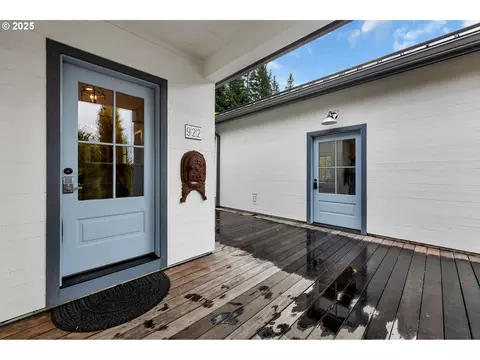 Other - 922 SW Spelling Pl, Cascade Locks, OR 97014 photo 1 of 8