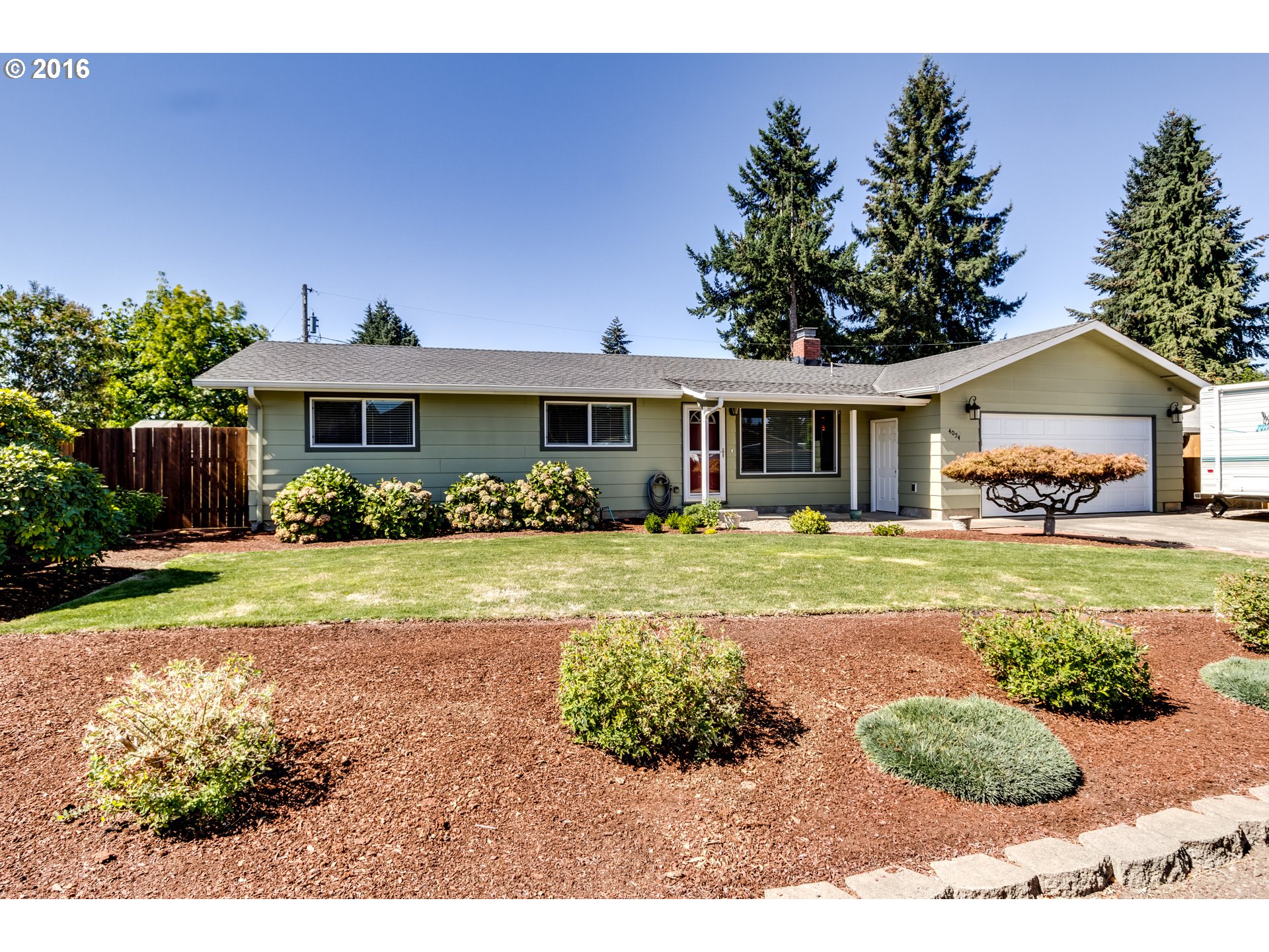 4054 Scenic Dr, Eugene, OR 97404 photo 1