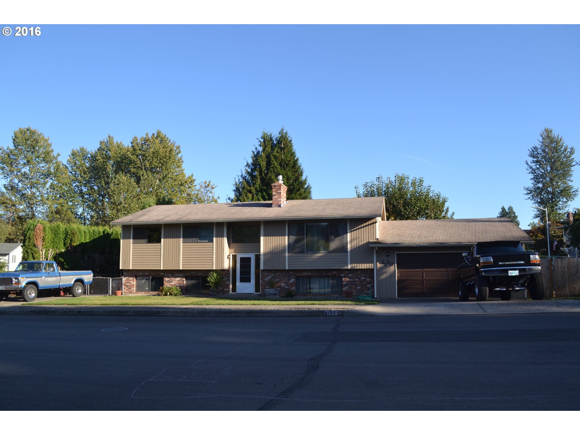2120 SE Anderson Ave, Gresham, OR 97080 photo 1