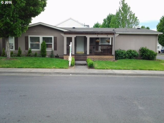 669 N 25th Ave, Cornelius, OR 97113 photo 1