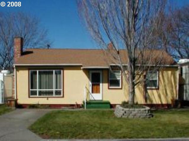 3027 SW Isaac Ave, Pendleton, OR 97801 photo 1