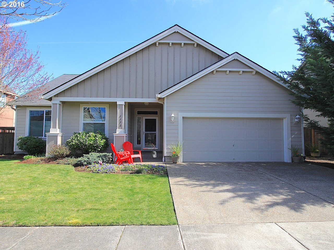 1173 Throne Dr, Eugene, OR 97402 photo 1