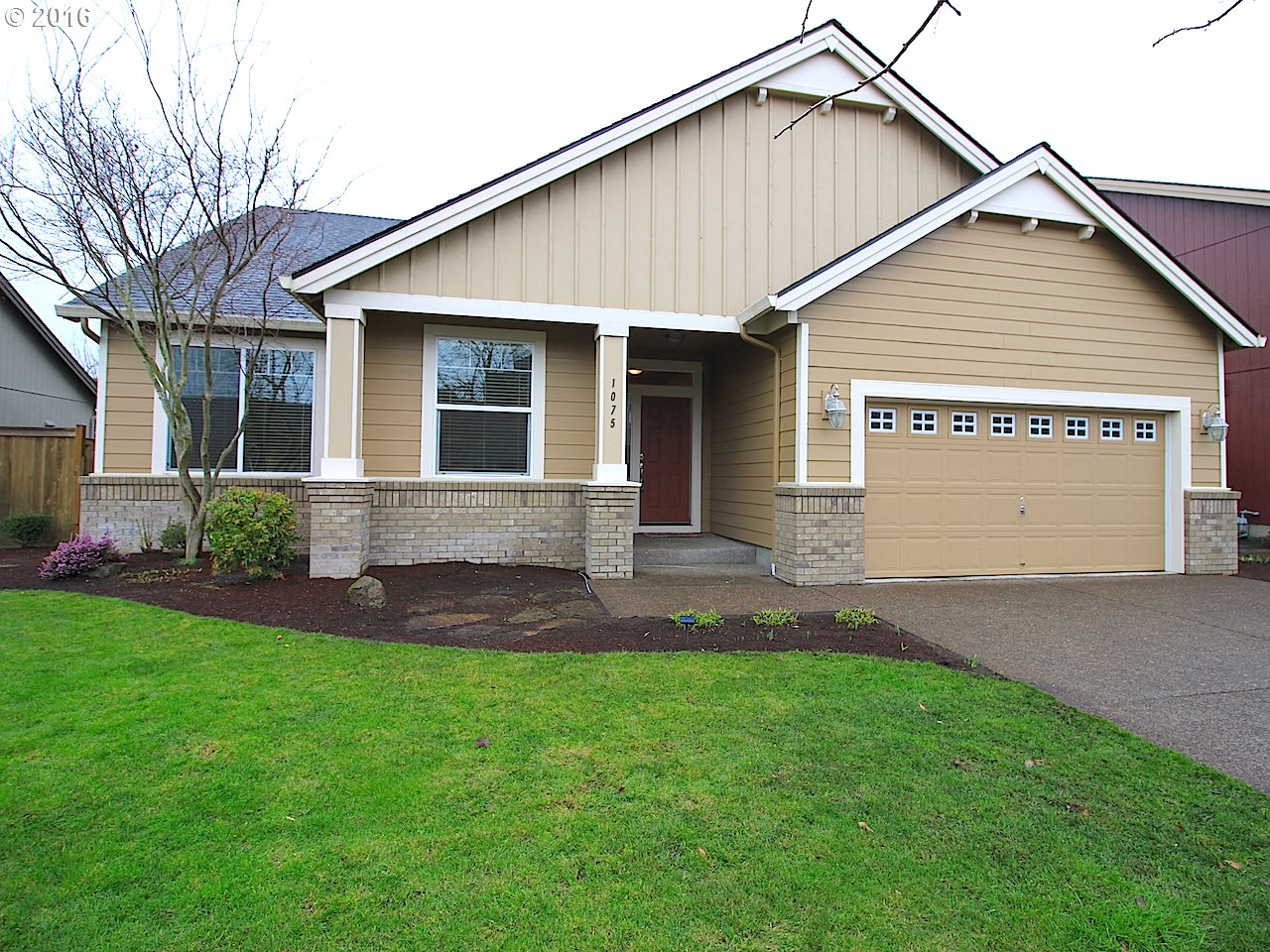 1075 Heathrow Dr, Eugene, OR 97402 photo 1