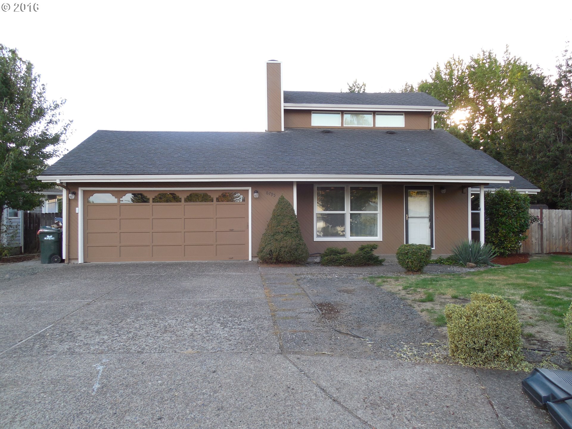 6795 E Ct, Springfield, OR 97478 photo 1