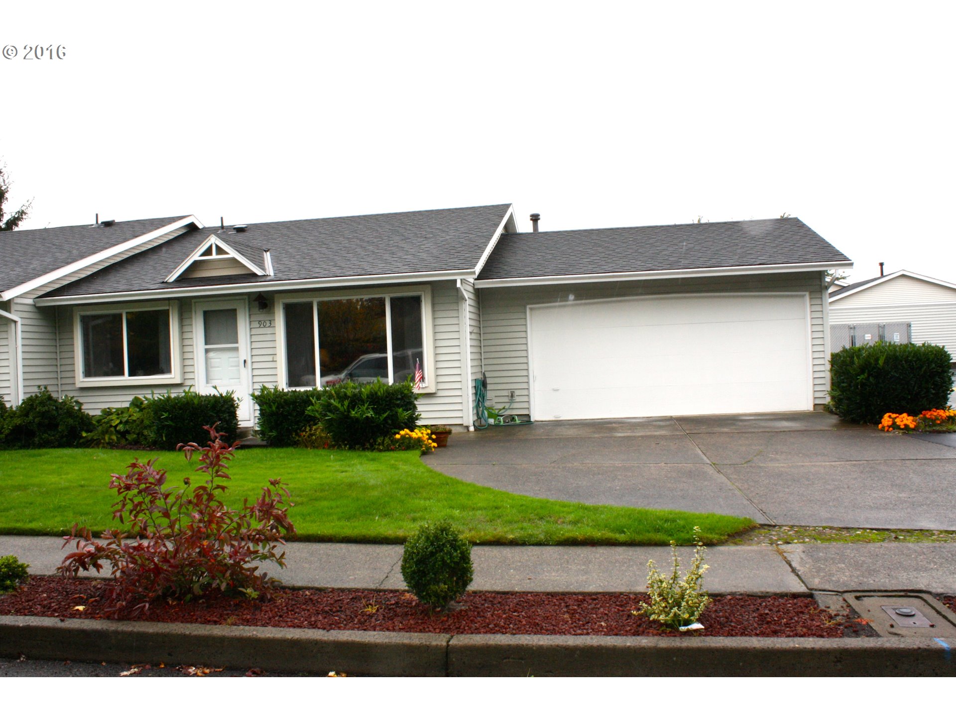 903 NE Cochran Ave, Gresham, OR 97030 photo 1
