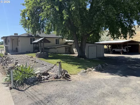 Exterior - 1265 Tutuilla Rd, Pendleton, OR 97801 photo 3 of 11