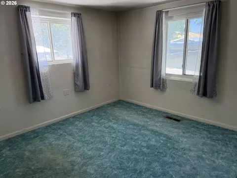 Bedroom - 1265 Tutuilla Rd, Pendleton, OR 97801 photo 1 of 2