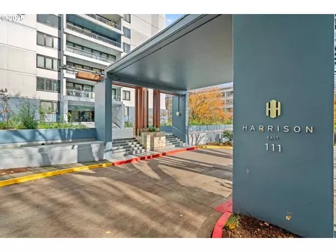 111 SW Harrison St #5F, Portland, OR 97201