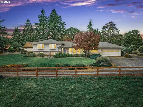 32851 Gilmore Rd, Scappoose, OR 97056