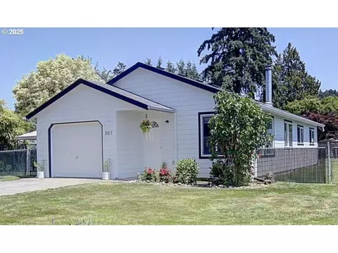307 NE Clark Ave, Battle Ground, WA 98604