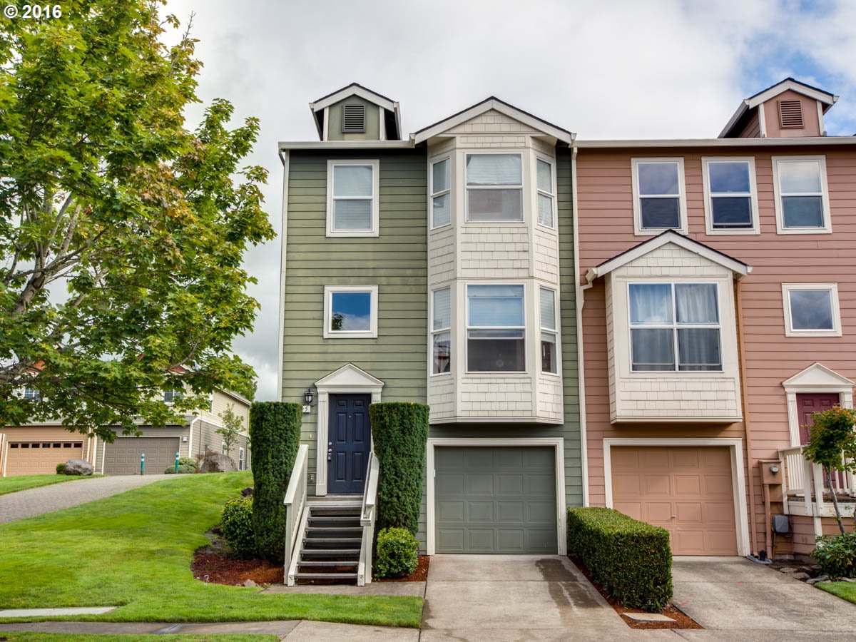 2545 NW 1st Dr, Gresham, OR 97030 photo 1