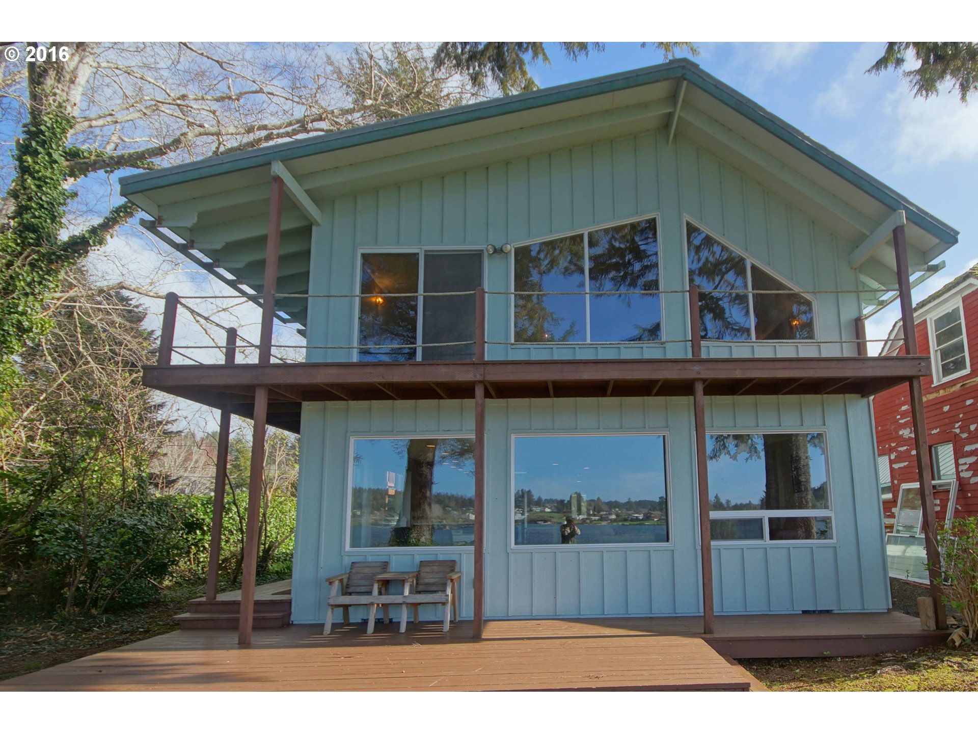 3145 NE Loop Dr, Lincoln City, OR 97367 photo 1