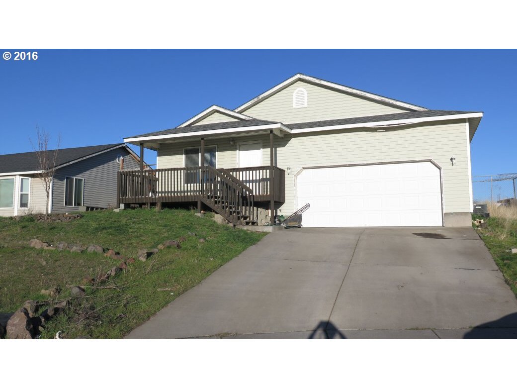 1312 SW 10th Ct, Pendleton, OR 97801 photo 1
